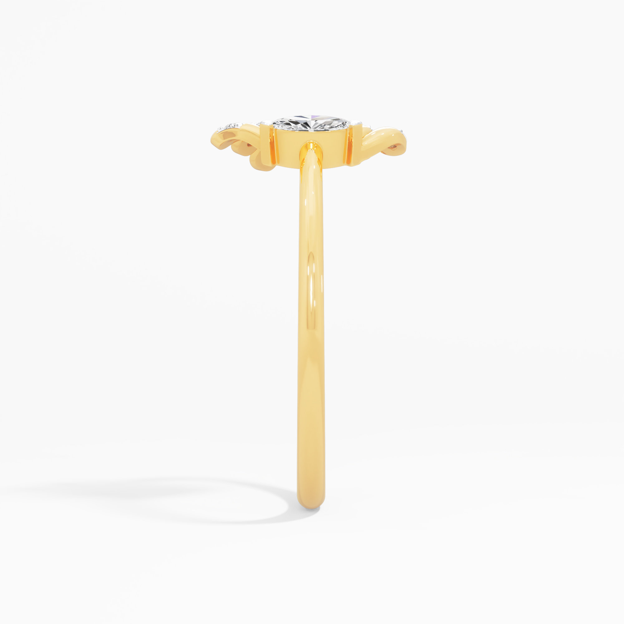 Stellar Fan Cocktail Ring in 9KT Yellow Gold (Diamond Quality: FG-VVS VS)