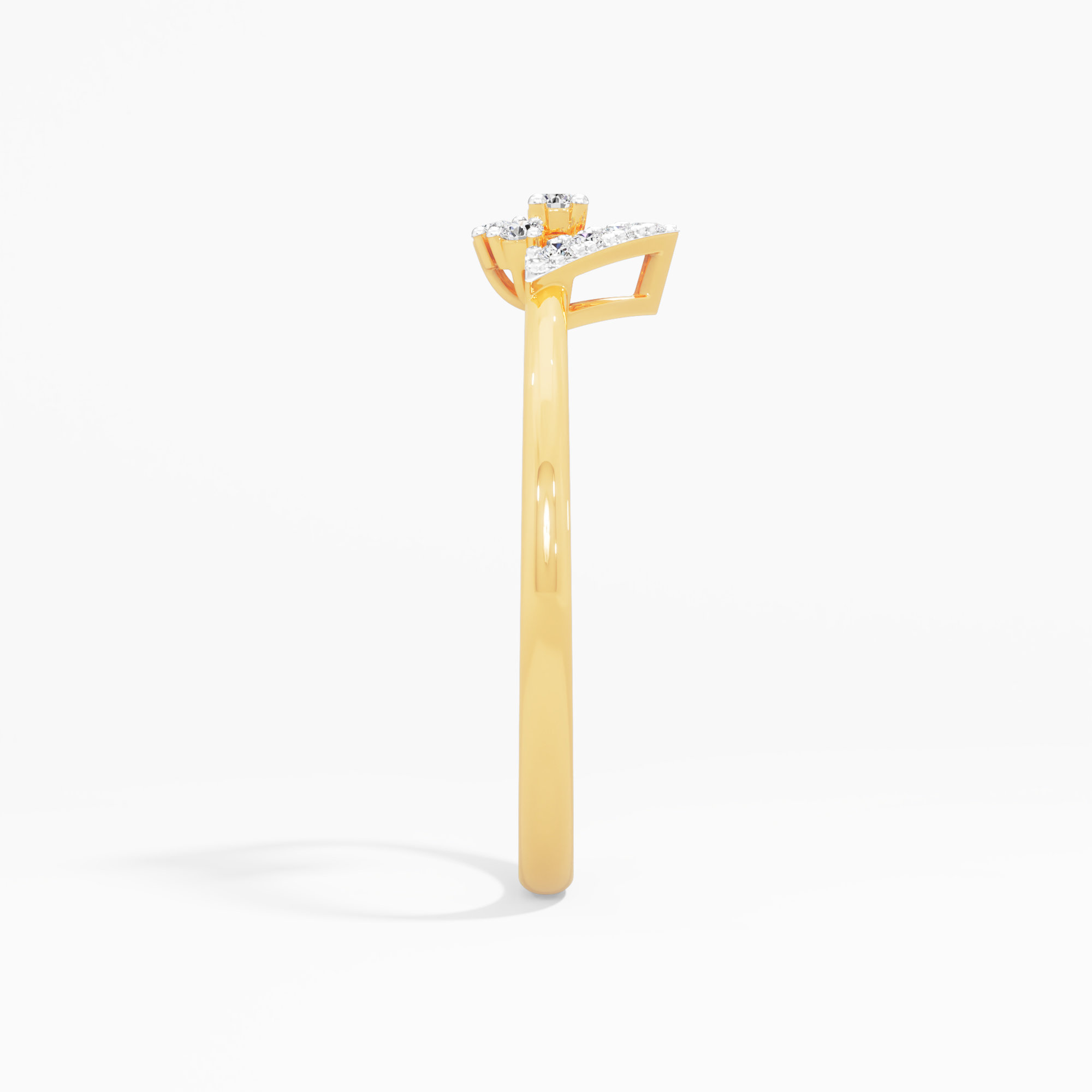V-Bloom Cocktail Ring in 9KT Yellow Gold (Diamond Quality: FG-VVS VS)