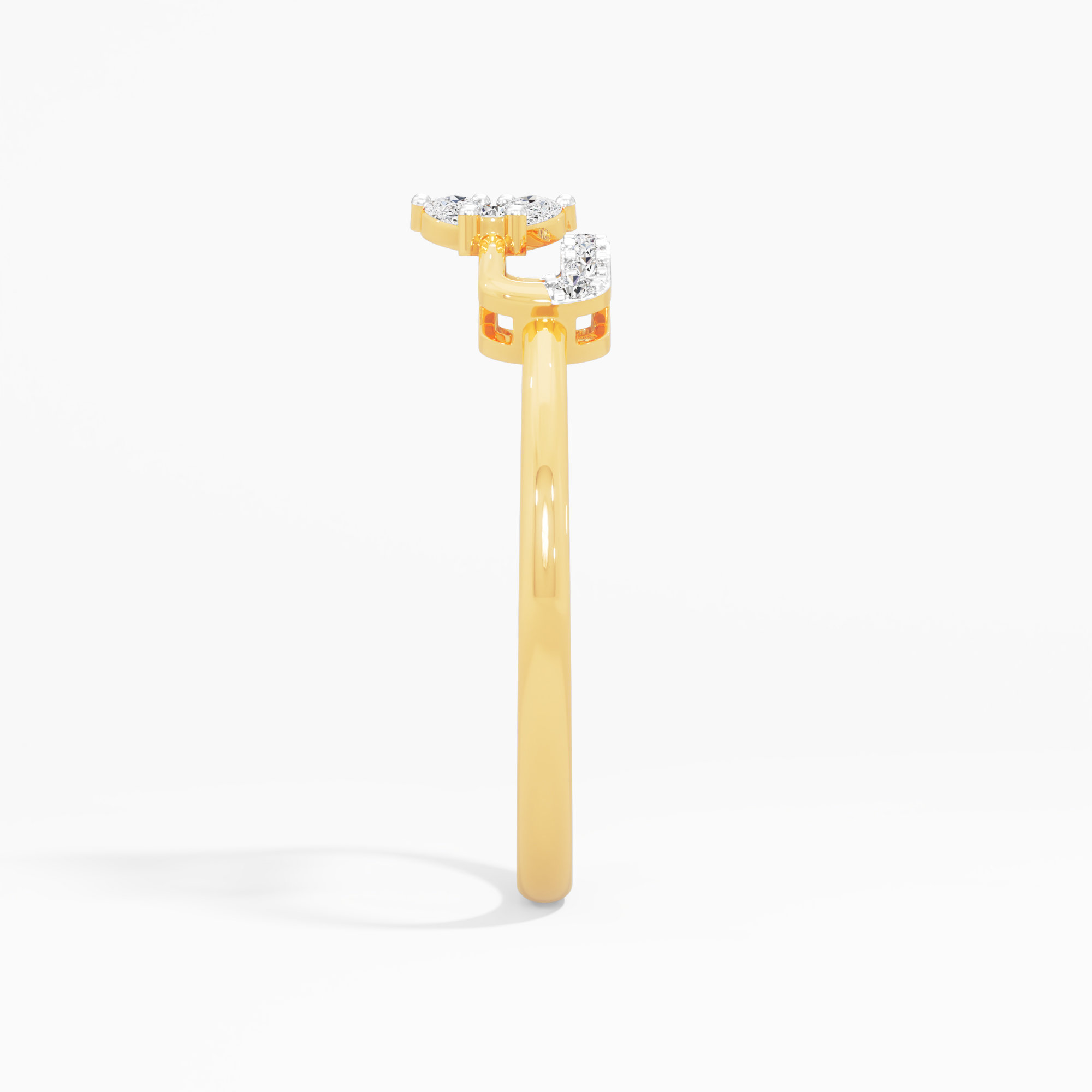 Teardrop Bloom Cocktail Ring in 9KT Yellow Gold (Diamond Quality: FG-VVS VS)